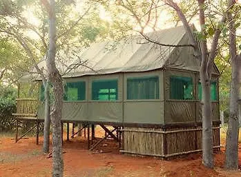 Hotel Iphofolo 3*